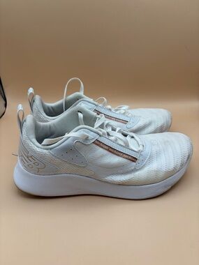 New Balance Women's Size 8.5 White & Light Tan Athletic Sneakers